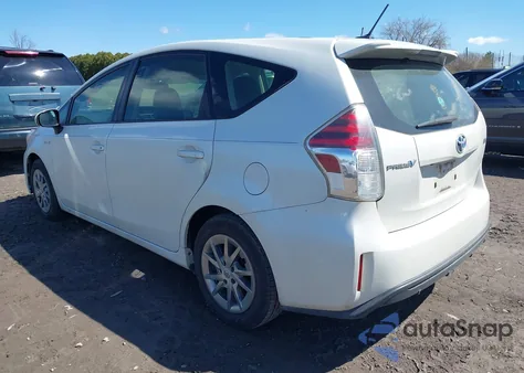 2017 Toyota Prius V Three z USA, uszkodzony, nr VIN JTDZN3EU1HJ060476